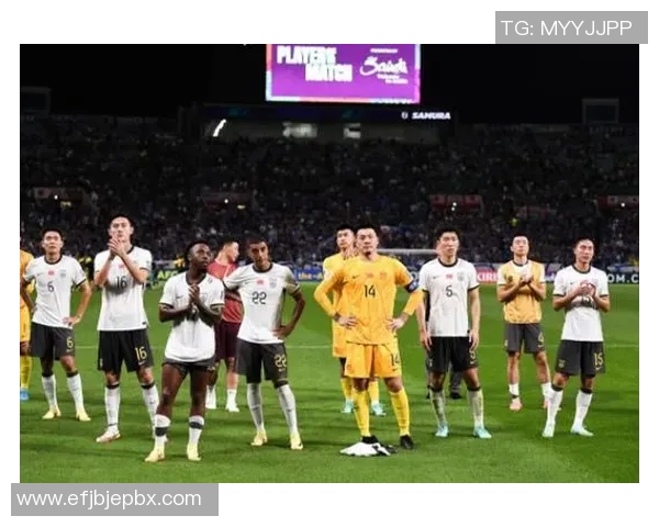 球迷炸锅：世界杯预选赛这一行为引热议！